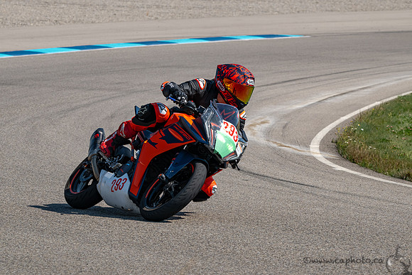 Race2-4575