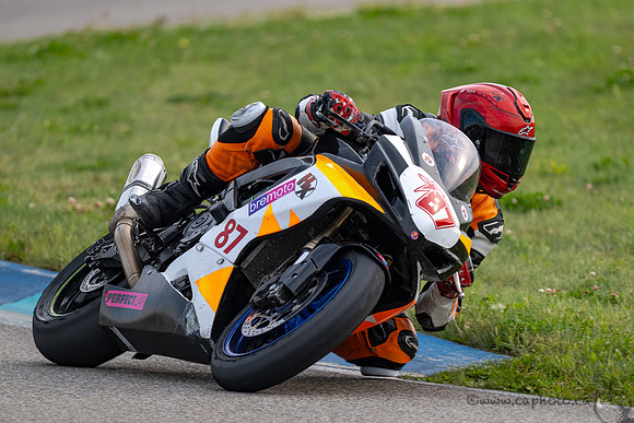 Race12-5290